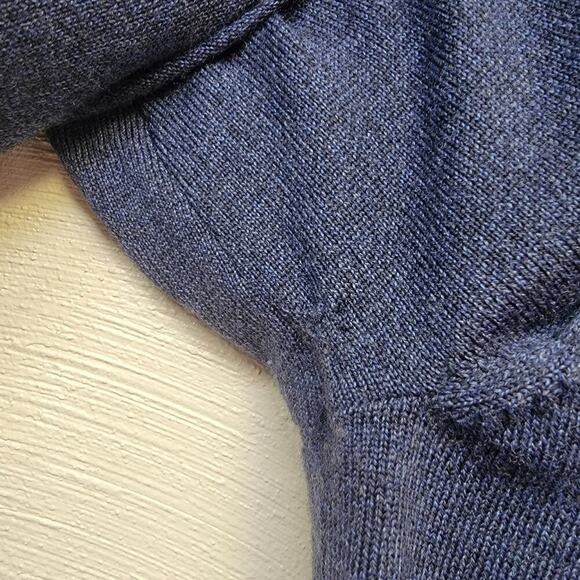 Nordstrom Mens Shop Vneck Sweater Size Large Italian Merino Wool Long Sleeve​ - Picture 5 of 6